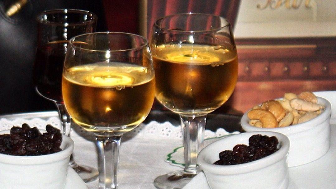 Hotel Avenida Palace Lisbon Bagian luar foto Two glasses of sherry