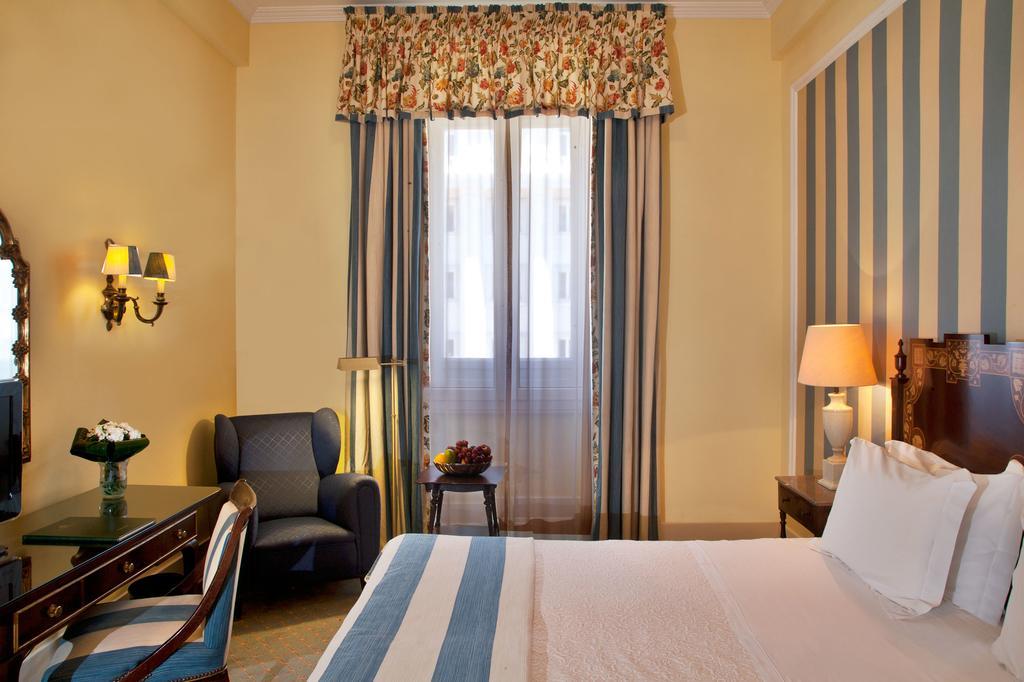 Hotel Avenida Palace Lisbon Bagian luar foto